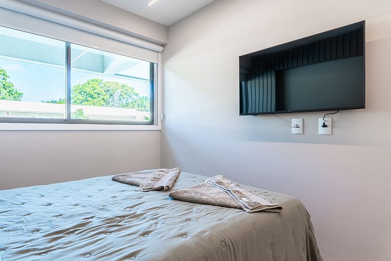 2BR Beachfront Apt Carneiros - SH155