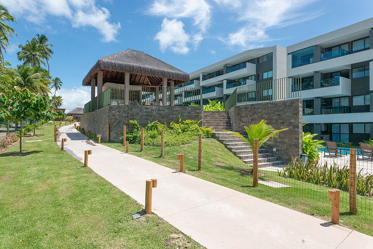 Flat 2 quartos-Cond. beira-mar em Carneiros-SH155