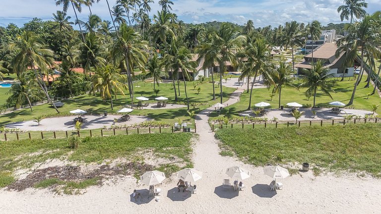 2BR Beachfront Apt Carneiros - SH155