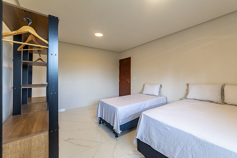 Casa-6 Qrts-Piscina e Area Gourmet Privativa-SH144