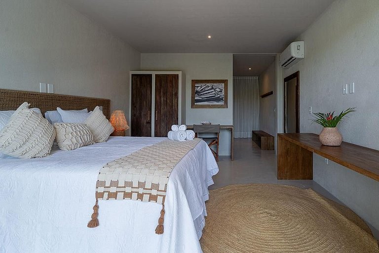 Casa Luxo 5 suítes com piscina e funcionária-159M