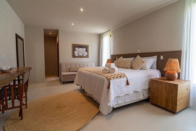 Casa Luxo 5 suítes com piscina e funcionária-159M