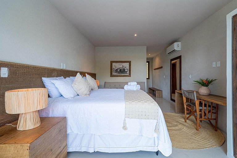 Casa Luxo 5 suítes com piscina e funcionária-159M