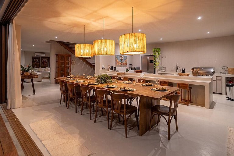 Casa Luxo 5 suítes com piscina e funcionária-159M