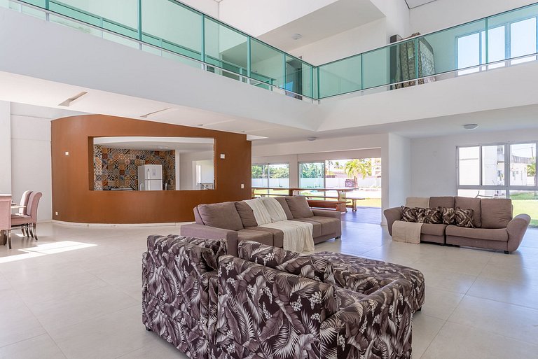 Mansão c Piscina Privativa-6 suites 082M