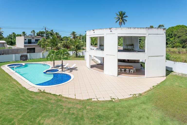 Mansão c Piscina Privativa e Jacuzzi-6 suites 082M