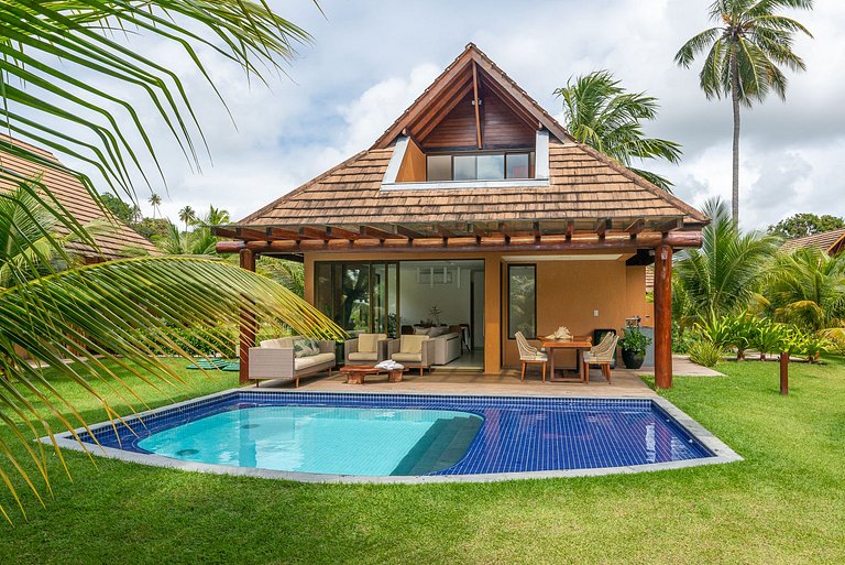 022 Bungalow beside the Church-PrivateSwimmingPool